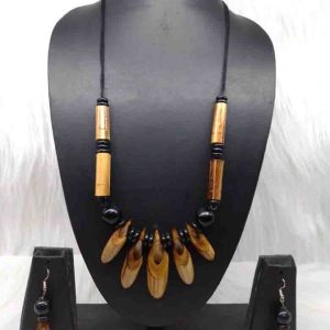 sippi-shaped-bamboo-jewellery-set-black