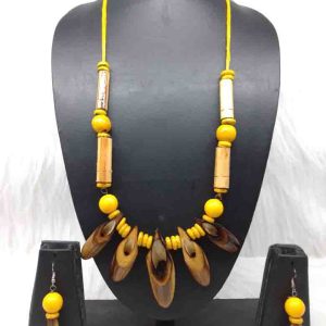 sippi-shped-bamboo-jewellery-set-yellow
