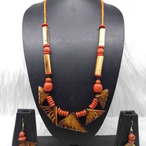 trikon-shape-bamboo-jewellery-set-tan
