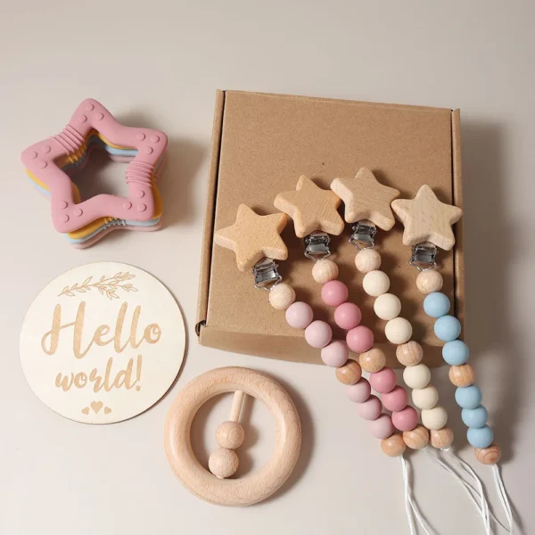 New born baby gift set silicone star teether wooden rattle Photography props 2